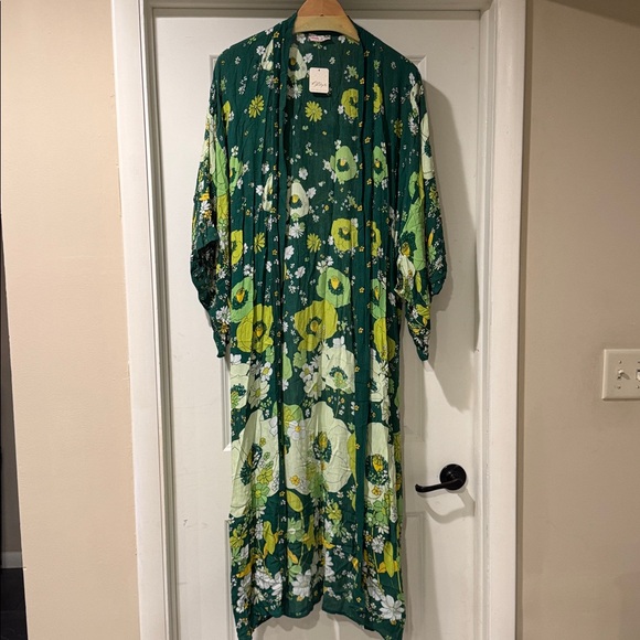 Free People Other - Free People Green Floral Kimono